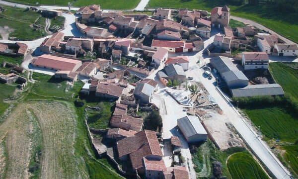 Quer morar na Espanha? Vilarejo com 18 habitantes oferece imóveis a preços reduzidos