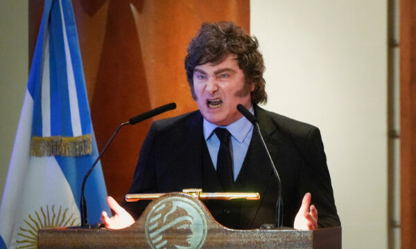 Milei vem ao Brasil para tentar impulsionar candidatura de Flávio Bols