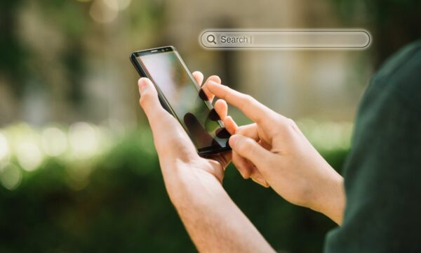 A inteligência artificial está mudando as buscas na internet. Veja como se adaptar