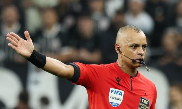 Árbitro brasileiro Wilton Pereira Sampaio pode apitar a final da Copa