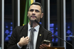 Genial/Quaest: Cleitinho lidera nos dois turnos ao governo em Minas Ge