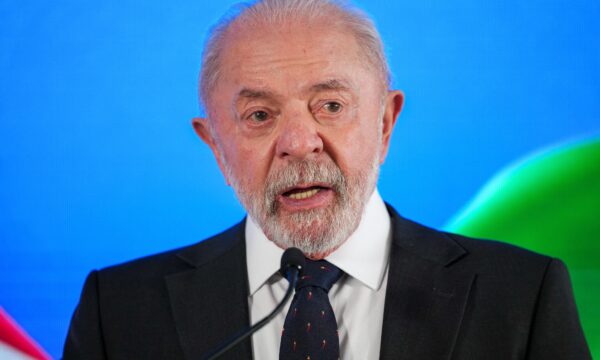 Lula sanciona lei que cria o ‘PIX Pensão’ com pagamento automático