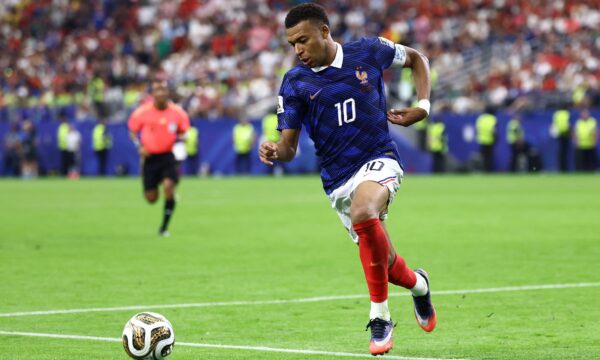 França e Inglaterra se enfrentarão pela disputa do terceiro lugar da C