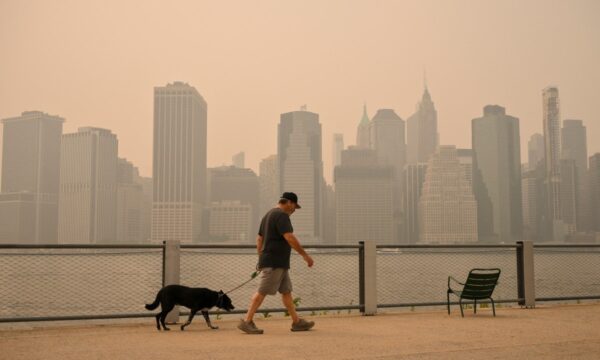 Fumaça de incêndios no Canadá pode impactar a final da Copa e chegar à Europa