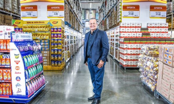 Assaí inaugura primeira farmácia e aposta na venda de canetas emagrecedoras