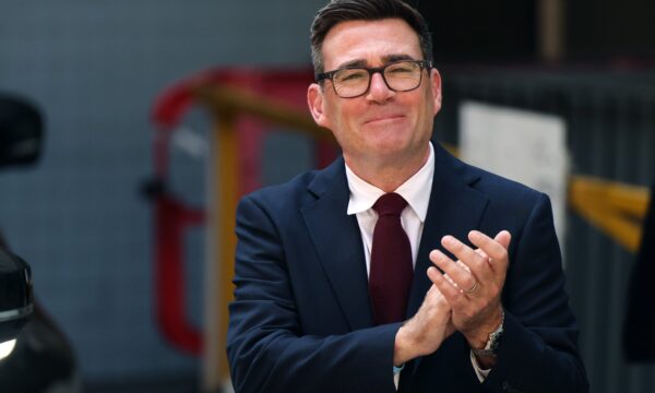 Quem é Andy Burnham, trabalhista que assumirá o governo do Reino Unido