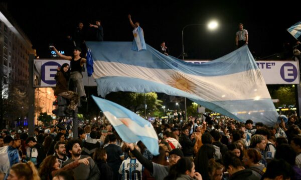 Do domínio colonial à final da Copa: Argentina e Espanha escrevem novo capítulo da história