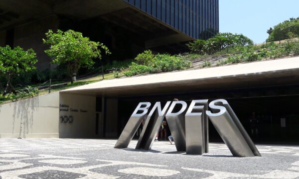 Análise: No Fundo Clima, petróleo some e BNDES dobra teto de empréstim