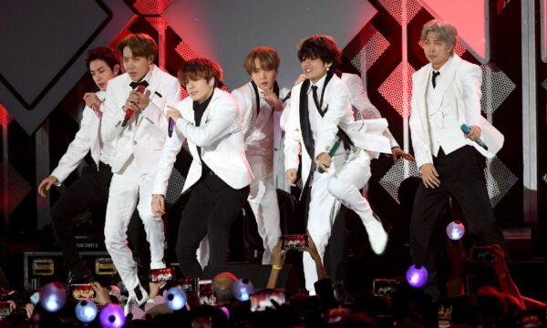 Que horas o BTS vai cantar na final da Copa do Mundo? Veja o horário