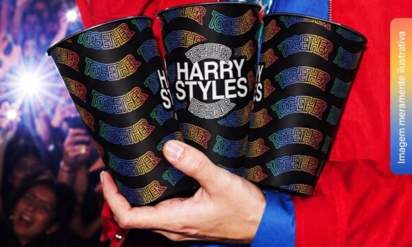 Chaveiro de R$ 120? Veja os preços da merch de Harry Styles no Brasil