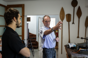 Os 100 dias históricos de Amyr Klink voltam a Paraty antes de estrear