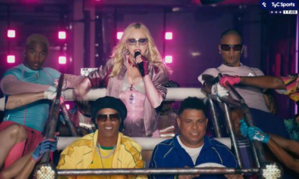 Ronaldo e Ronaldinho aparecem como ‘motoristas’ de Madonna em show da