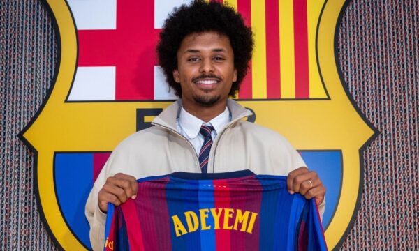 Karim Adeyemi deixa Borussia Dortmund e acerta com Barcelona