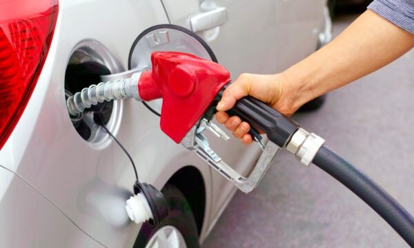 Governo eleva mistura de etanol na gasolina para 32% por seis meses