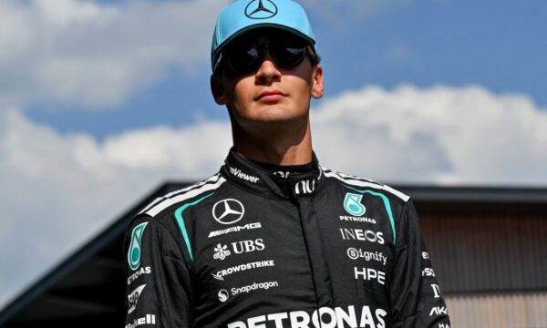 Inaceitável para c*’: o que piloto da F1 disse em rádio cortado da transmissão?