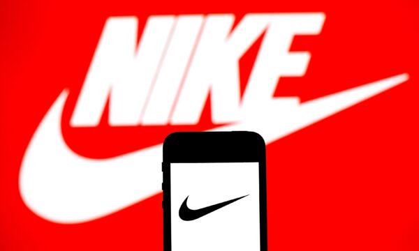 Nike corta vendas online na China e derruba ações de varejistas