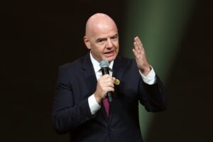 Confederação Asiática se junta à oposição e critica plano da Fifa de v