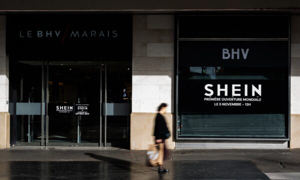 Shein chega ao IPO valendo metade do pico e com margens sob pressão