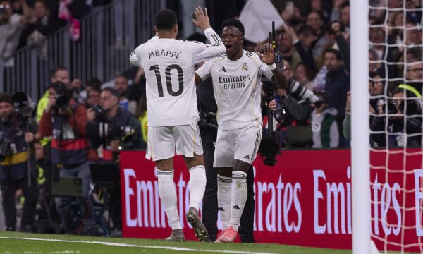 Receita recorde do Real Madrid é superior aos oito principais clubes do Brasil