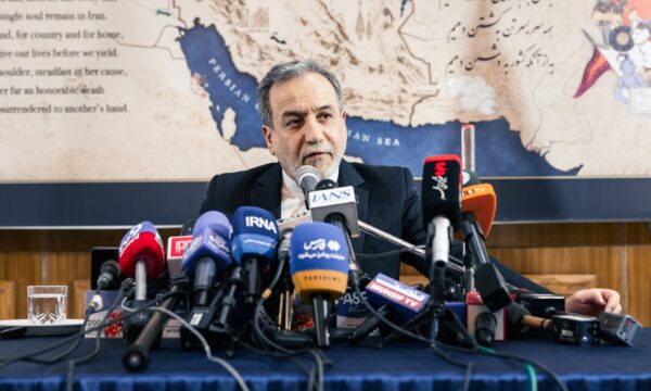 Irã diz que resposta aos EUA será ‘olho no olho’ em caso de ataque a estruturas