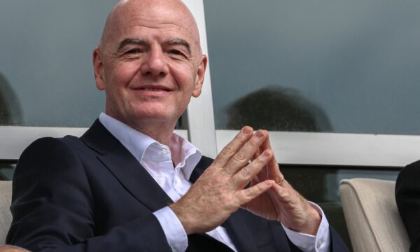Infantino desiste de criar empresa que ‘venderia’ direitos da Copa do