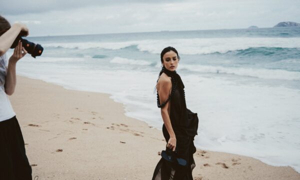 Livia Nunes assina primeira coleção para a H&M