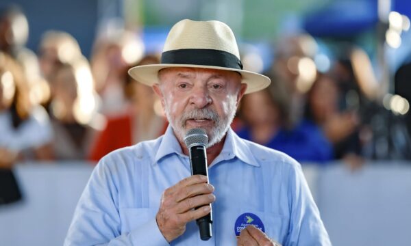 TRE-SP atende ação do Missão e multa Lula em R$ 15 mil
