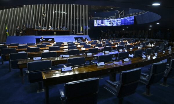 Paraná Pesquisas: Marina tem 31% e Tebet, 30,7%, na disputa ao Senado