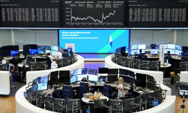 Bolsas da Europa sobem com ações de tecnologia, após CPI em linha com
