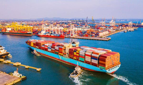 Exportações para os EUA encolheram cerca de US$ 400 milhões com ‘tarifaço’, diz Abiquim