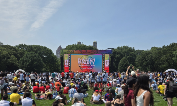 Central Park reúne 50 mil torcedores para assistir à final da Copa entre Argentina e Espanha