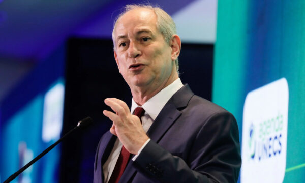 Federação PSDB-Cidadania oficializa candidatura de Ciro Gomes ao gover