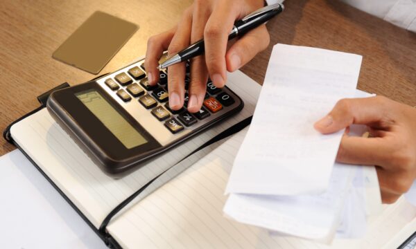 Crescer sem quebrar: como organizar as finanças e não perder dinheiro no negócio