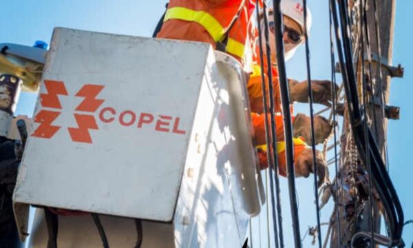 Copel (CPLE6) cai com mudanças na política de alavancagem; o que dizem