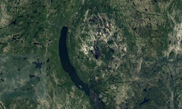 Buraco visto no Google Maps revela cratera de meteoro com 390 milhões