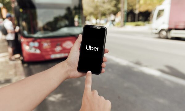 Uber Comfort e Black: vale a pena trocar de carro para manter a categoria?
