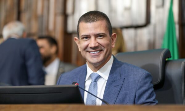 Douglas Ruas é oficializado candidato ao governo do Rio pelo PL