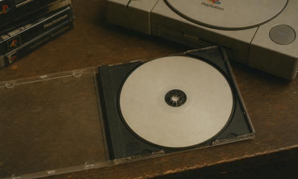 PlayStation sem discos: como decisão da Sony pode encarecer os jogos