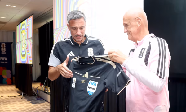 Árbitro da final da Copa já viveu prisão polêmica