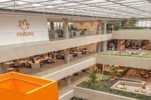Acionistas da Natura pedem assembleias para aprovar entrada da Advent e ampliar conselho