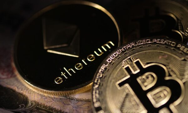 ETFs de bitcoin completam duas semanas de entradas, mas demanda segue