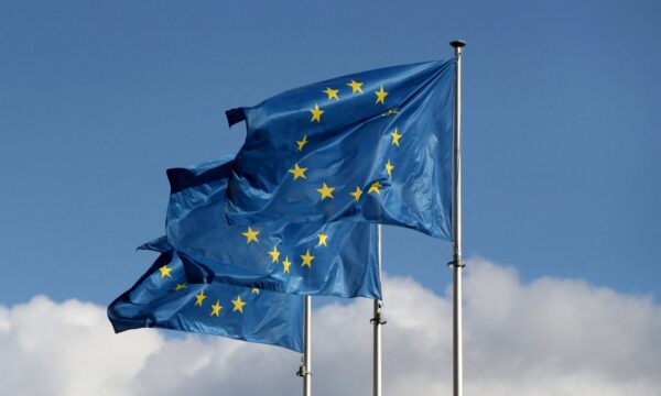 Economia da zona do euro cresce mais que o esperado no 2º tri por gast