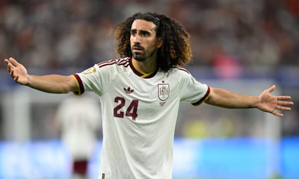 Quem é Marc Cucurella, o ‘cabeludo’ da Espanha que está fazendo sucesso na Copa