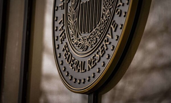 Fed mantém juros dos EUA pela 5ª vez consecutiva