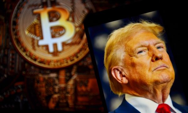 Reserva de Bitcoin de Trump enfrenta disputa interna e dúvidas legais nos EUA