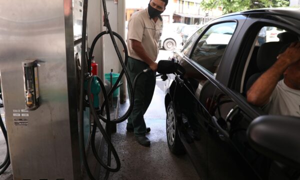 Subvenções custarão R$ 1,3 bi por mês para gasolina e R$ 5,5 bi para d