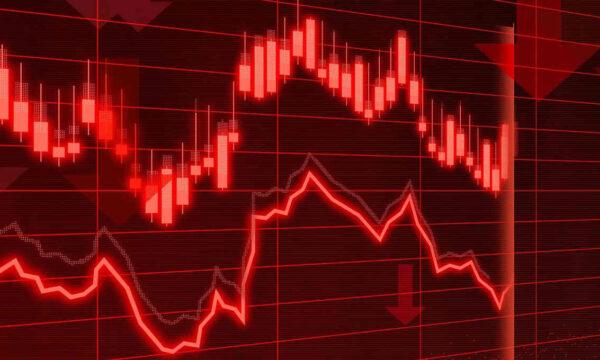 Ibovespa recua mais de 1% com alívio no petróleo; dólar tem leve queda