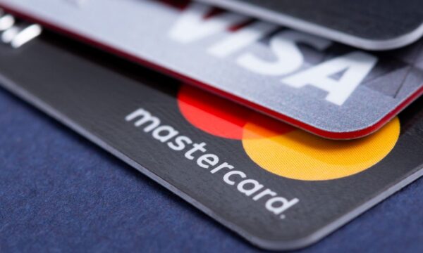 Mastercard supera estimativas de lucro com gastos estáveis ​​impulsionando volume de transações