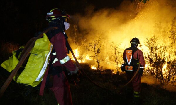 Tudo sobre o incêndio na Espanha que já desabrigou 700 pessoas