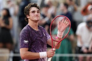 Sem Sinner e Djokovic, João Fonseca vira cabeça de chave no Masters 10